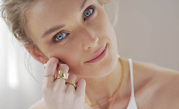 Gold rings for woman