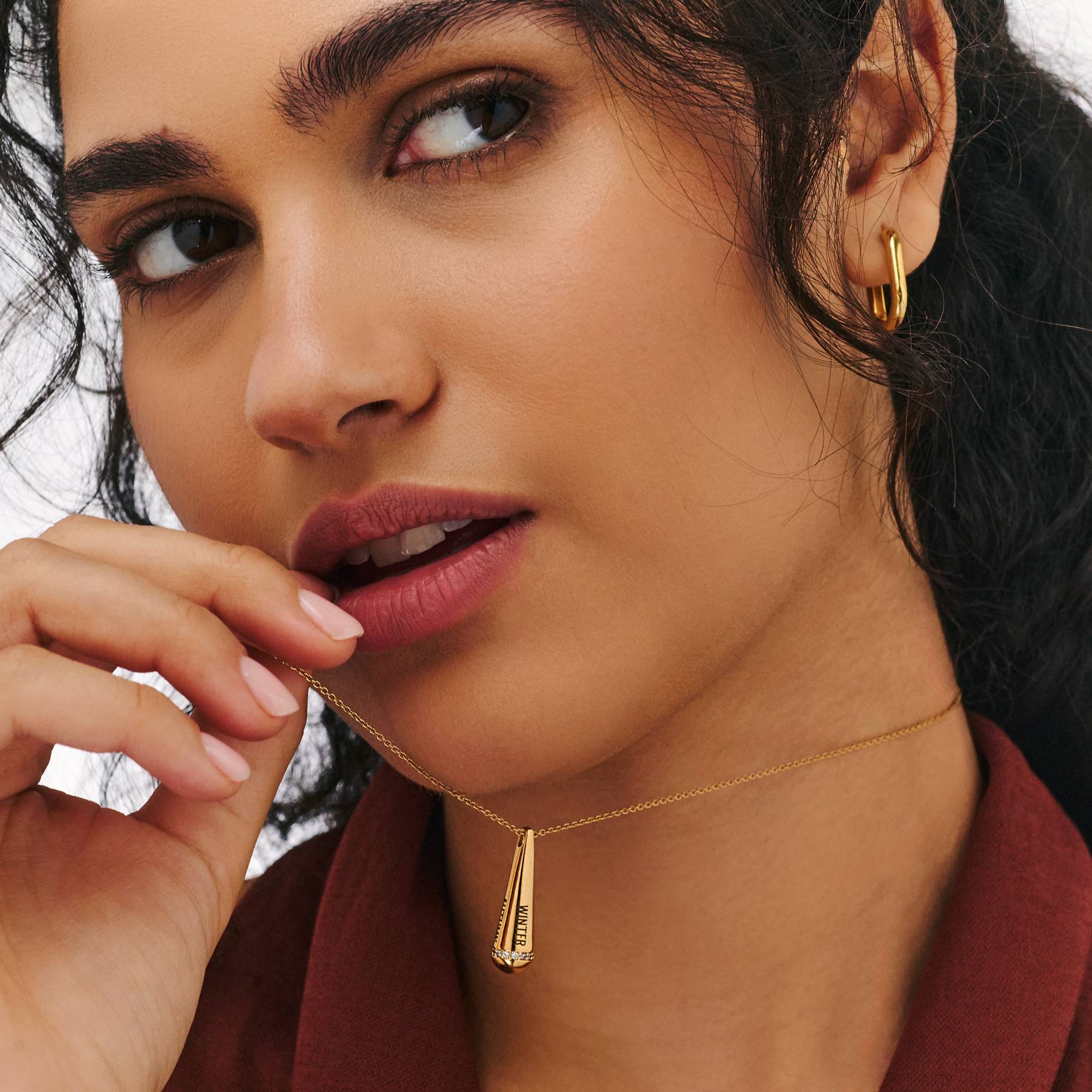 Engraved Drop Necklace with sparkling stone - Gold-2 product photo