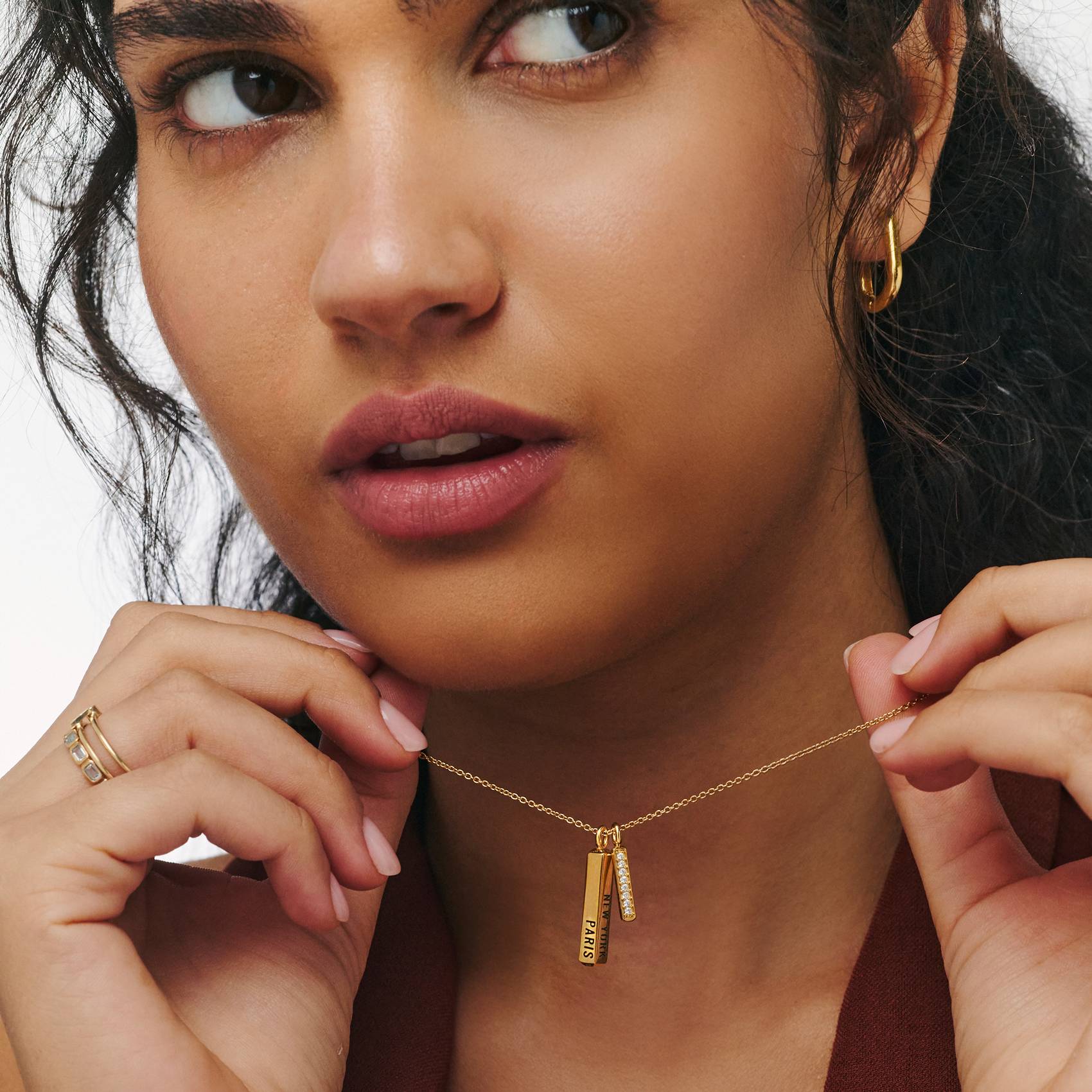 Engraved Mini Bar Necklace with sparkling stone - Gold-4 product photo