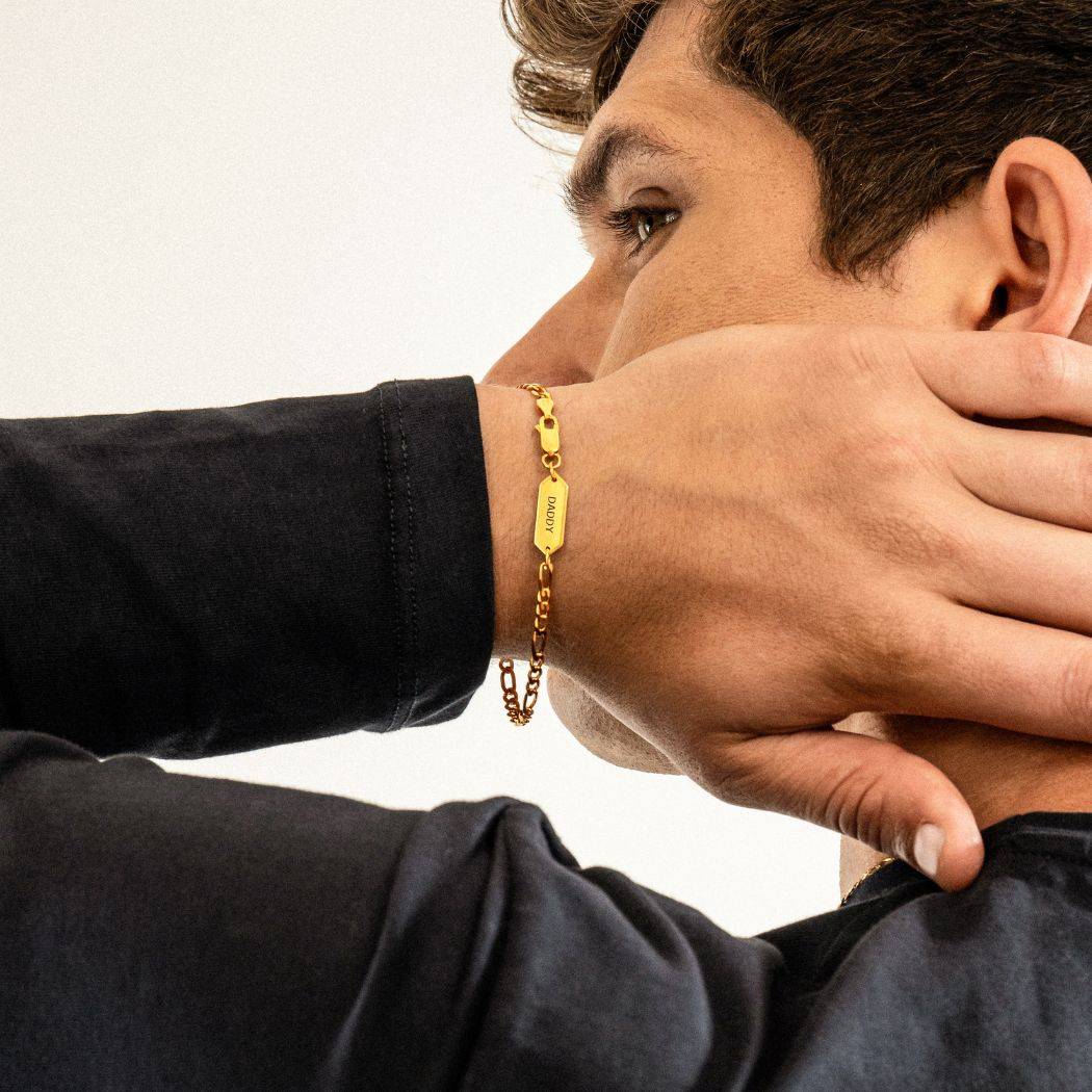OAK & LUNA-Figaro Chain Bracelet with Tags 7.5" (Gold) 3mm Sett Cuban Tag-4 product photo