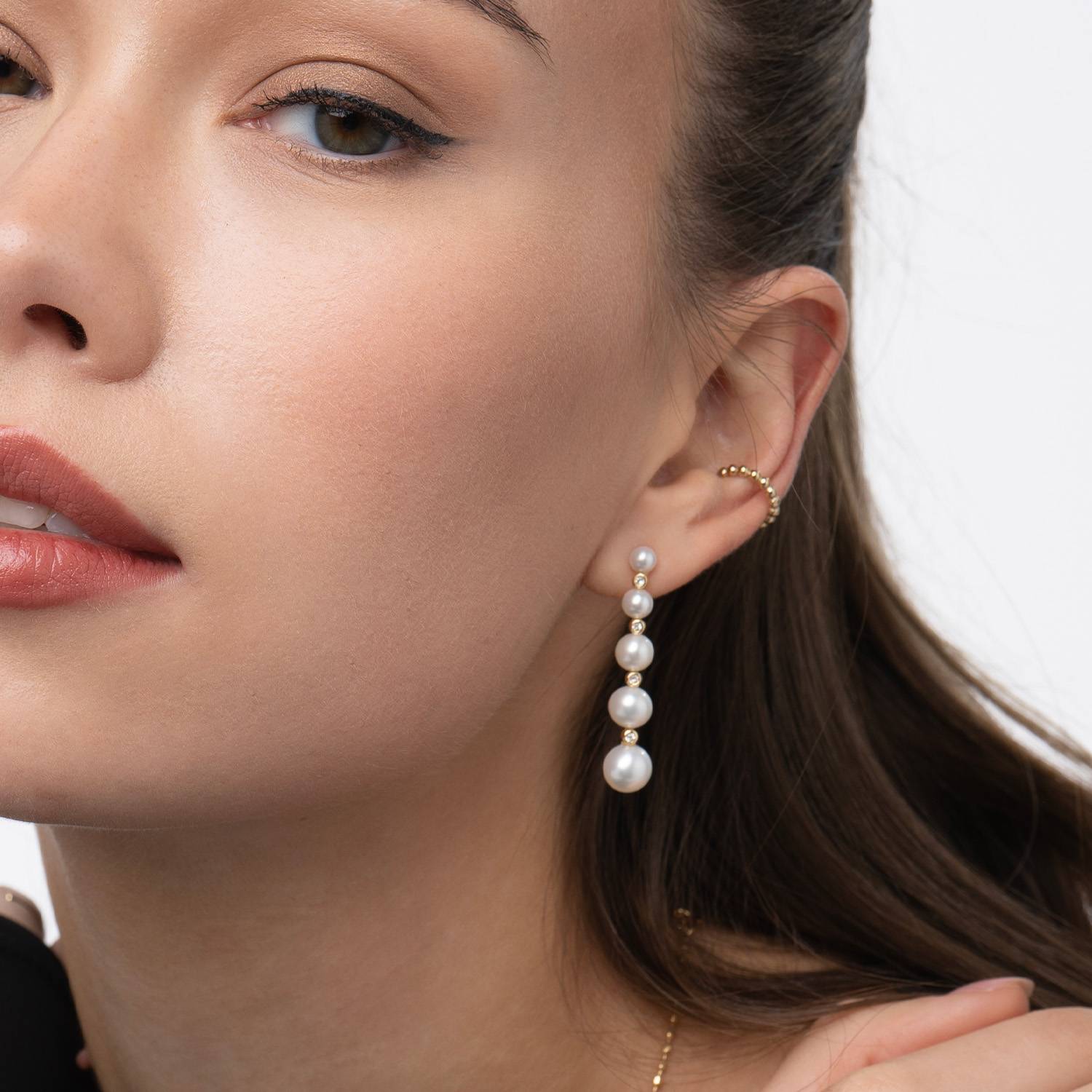 Cultured Pearl Graduated Stud Earrings with White Topaz- Gold Plated-7 product photo