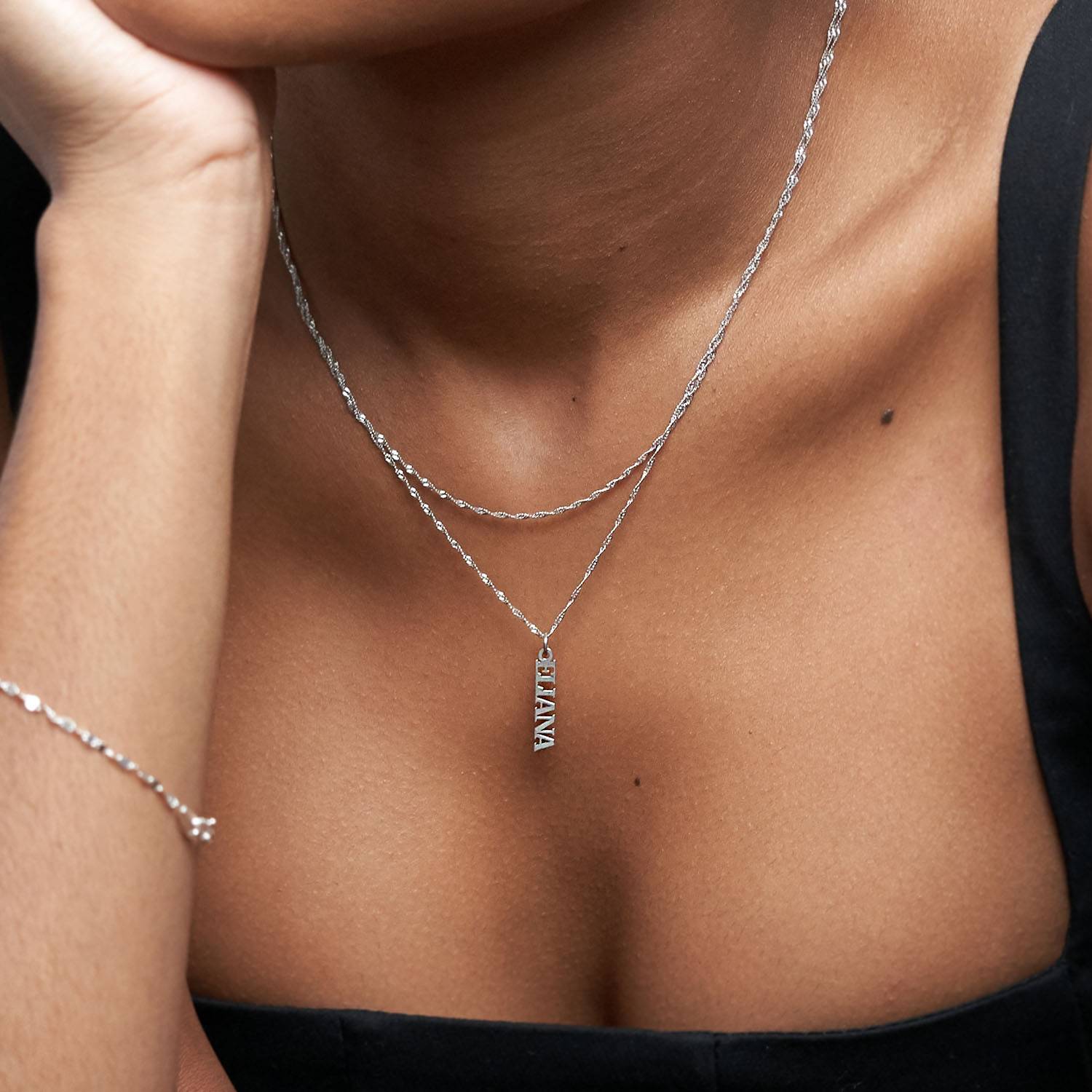 Last minute Mother's Day Pack "Singapore Name Necklace - 14k White Gold"-5 product photo