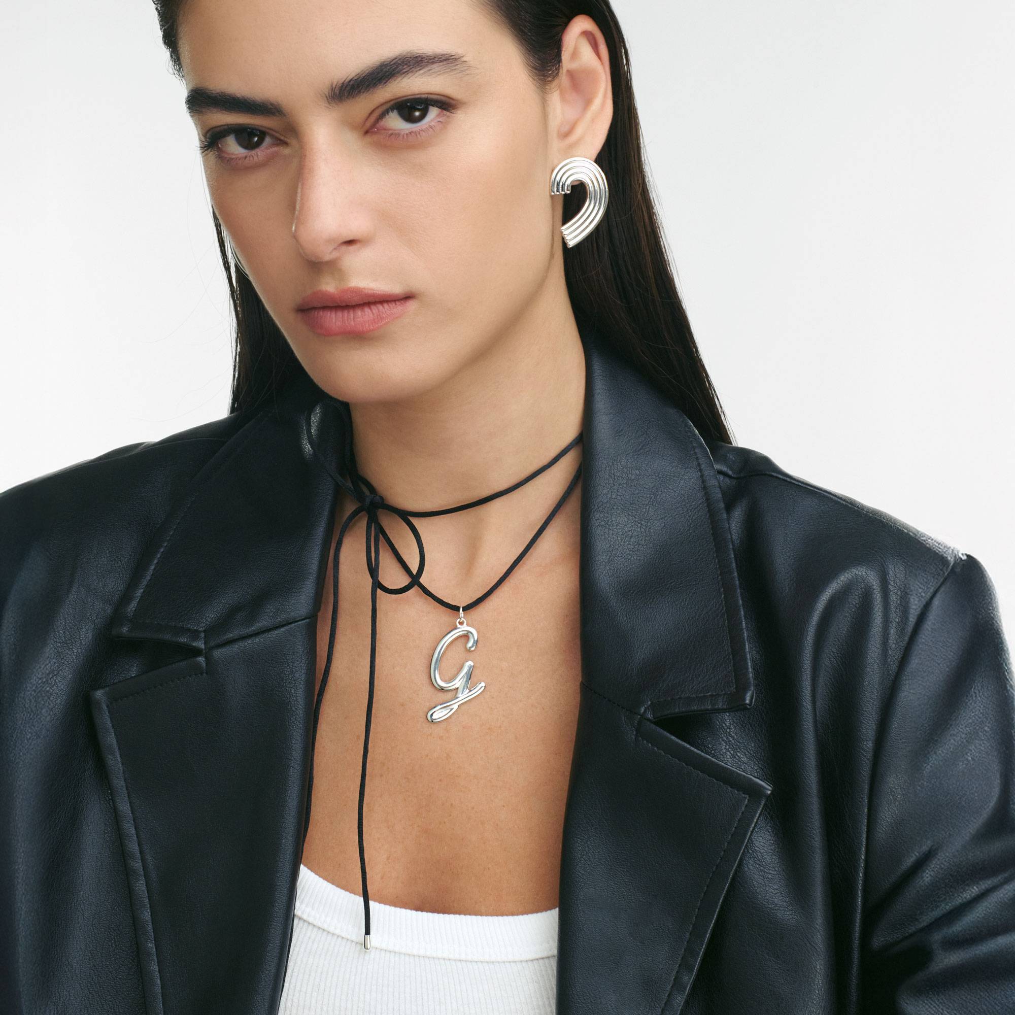 LORO initial necklace 01 silver 大文字 明朝体 initial necklace 01