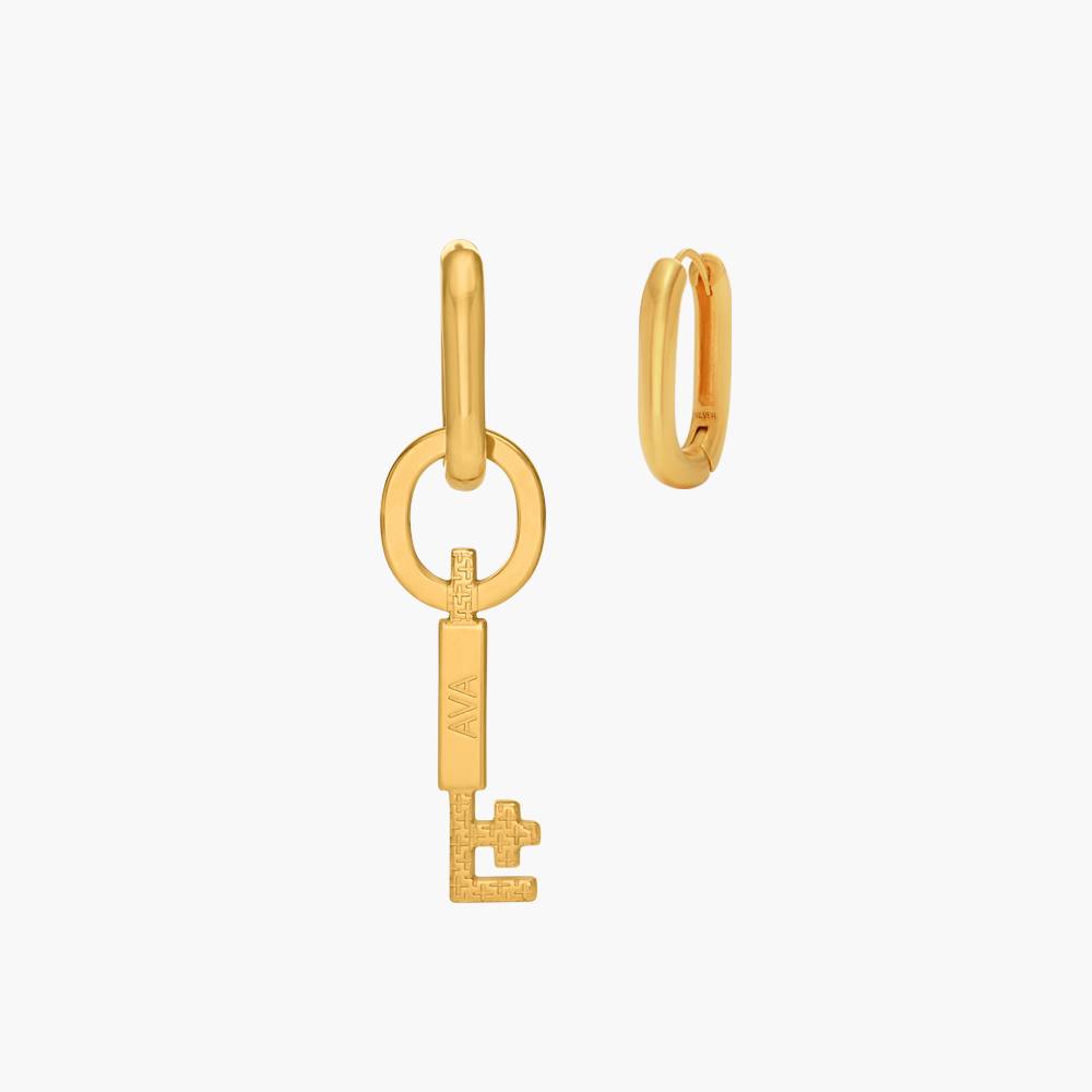 Oak&Luna Key Charm Earrings With Engraving - Gold Vermeil-2 product photo