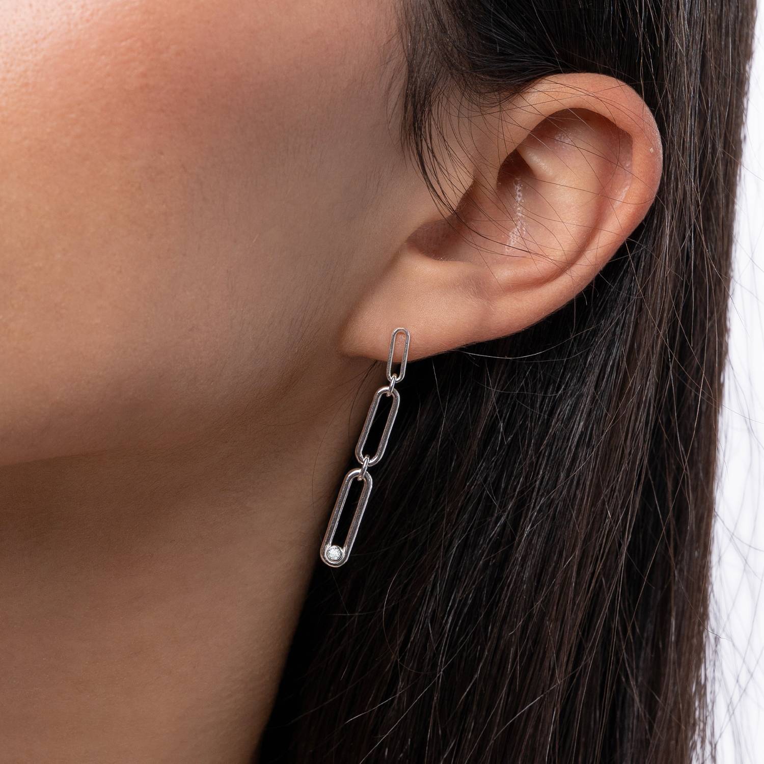 Boucles d'oreilles pendantes en forme d'agrafe avec zircones cubiques - argent-2 photo du produit
