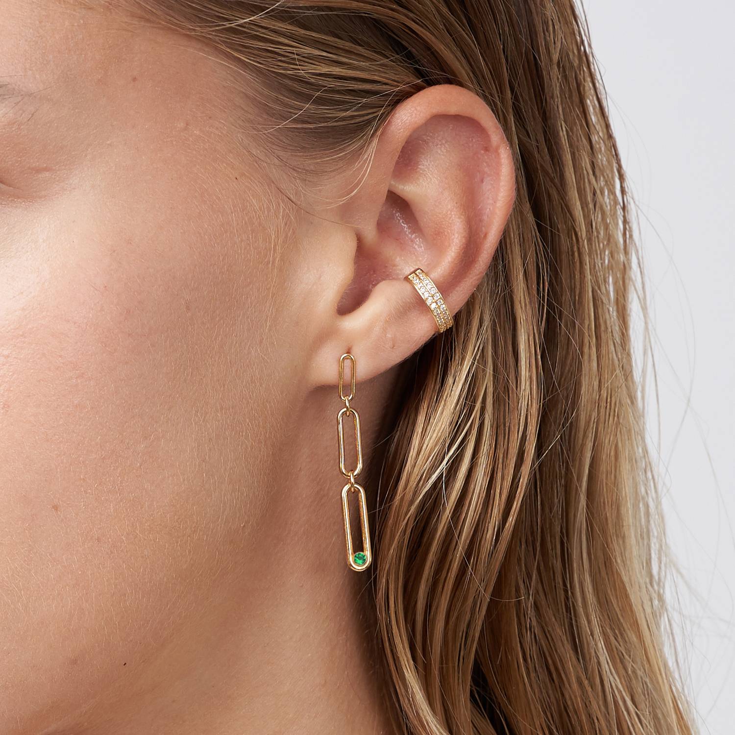 Boucles d'oreilles pendantes en forme de trombonne avec zircones cubiques vertes - vermeil-2 photo du produit
