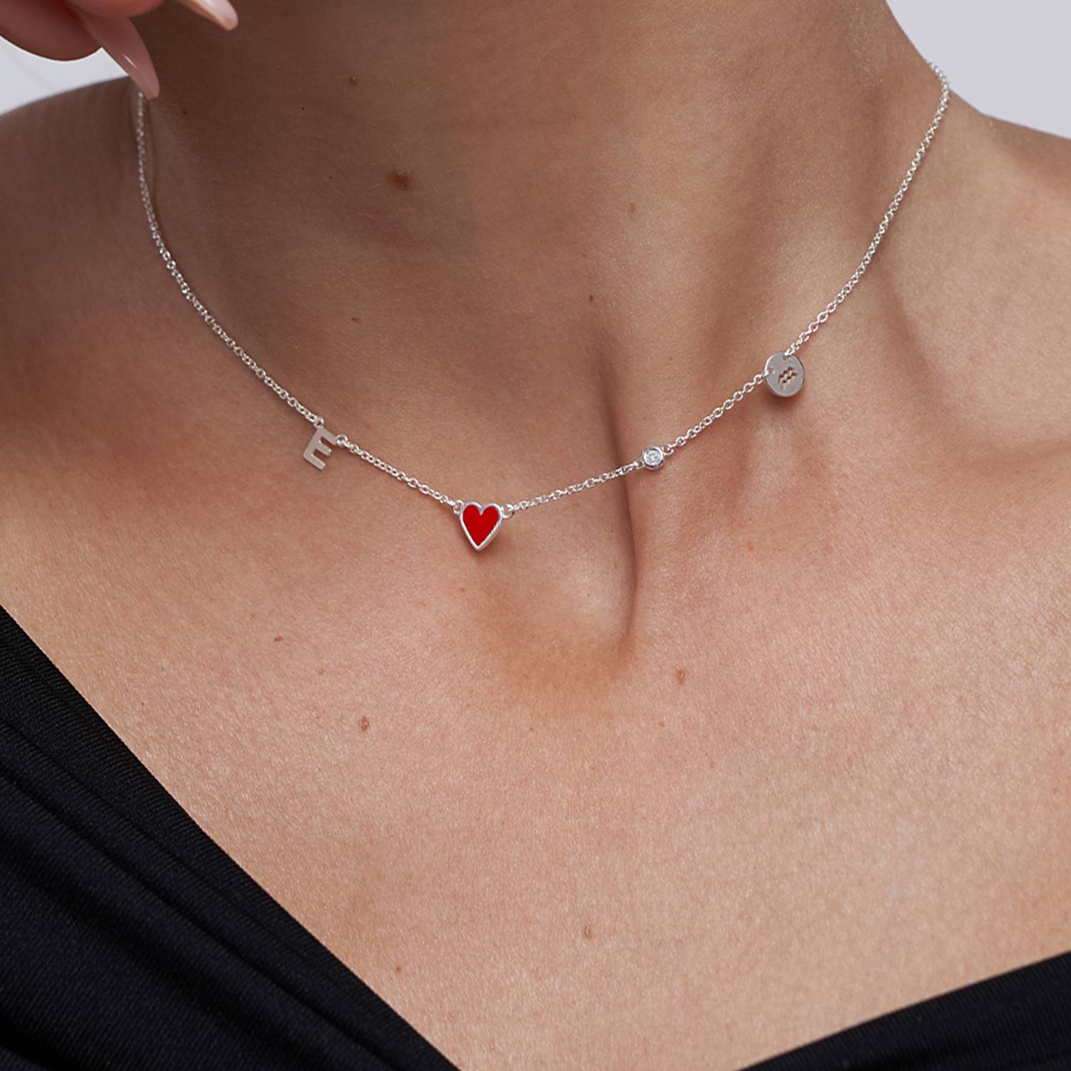 Red Heart Inez Initial Necklace With Diamond - Silver-5 product photo