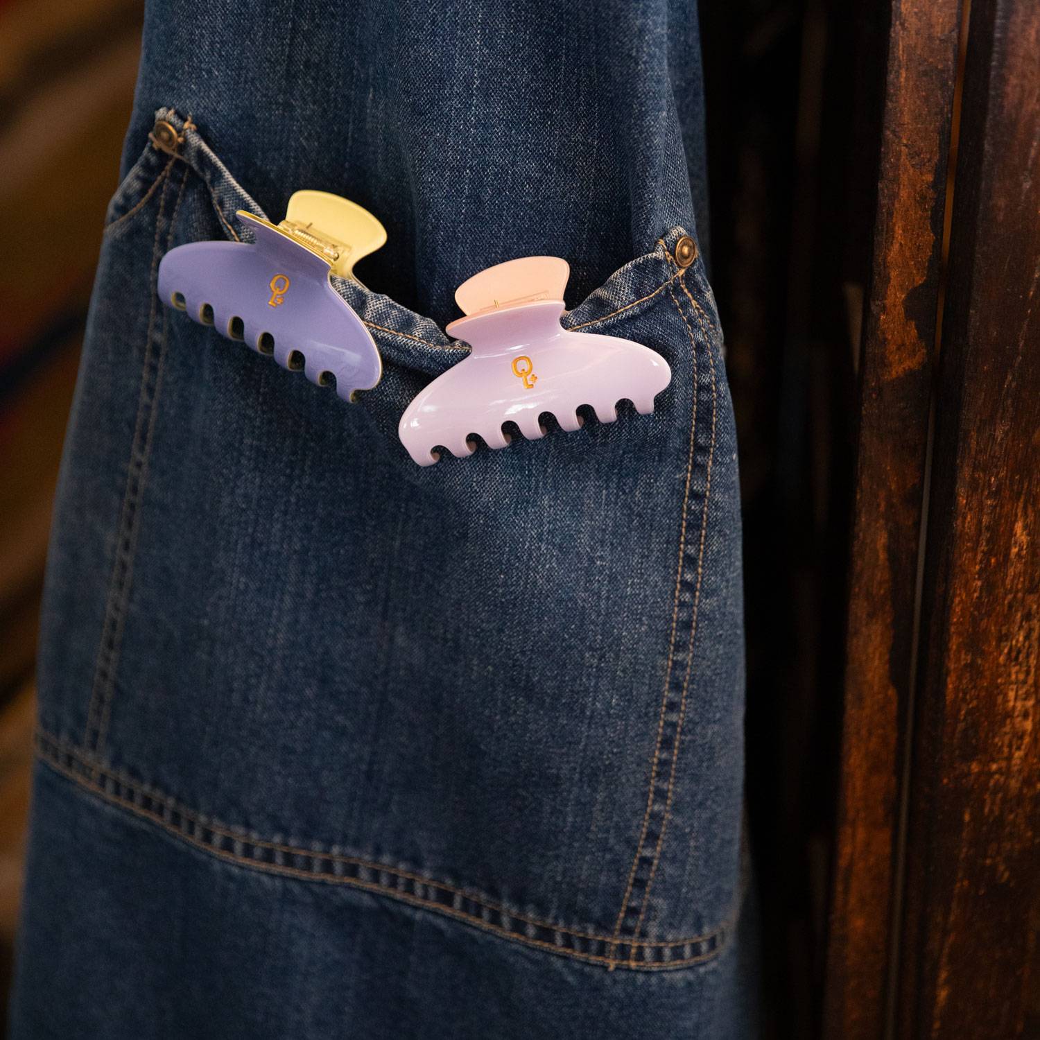 Riviera Claw Clip- Small-2 product photo