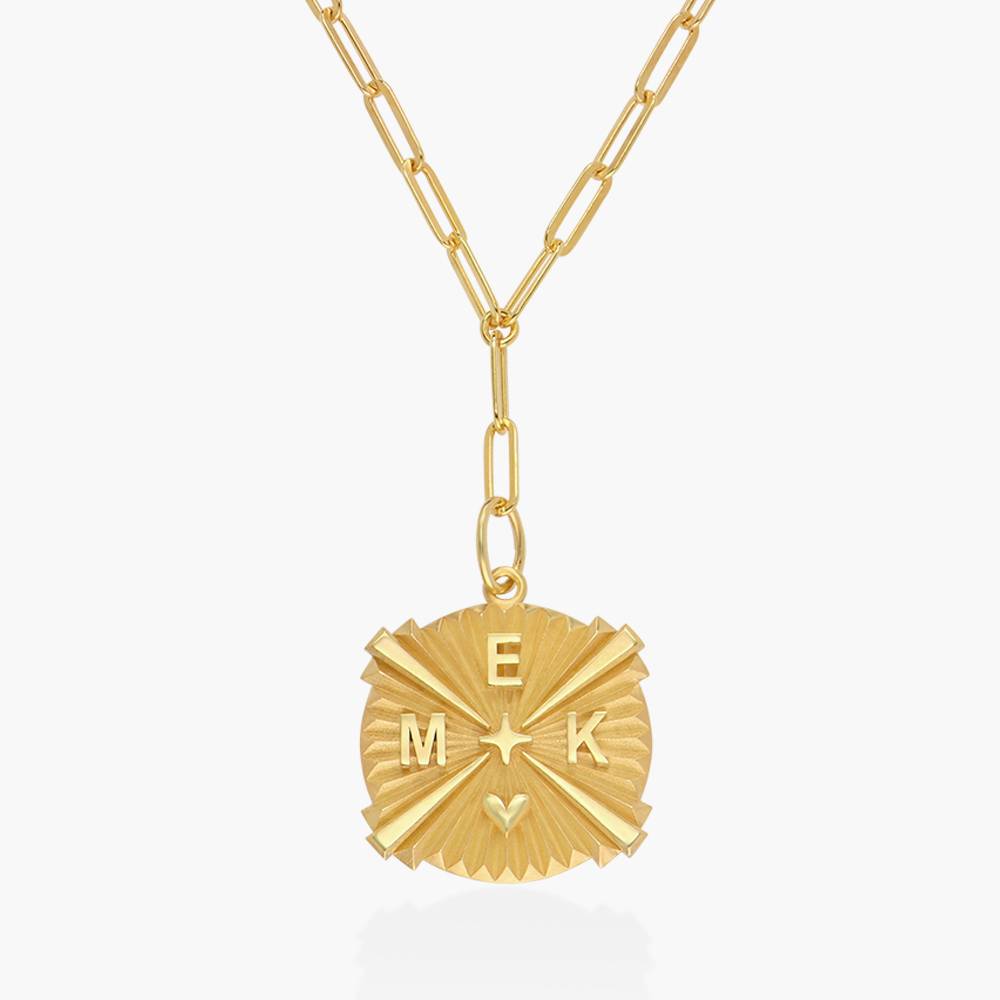 Shining Tyra Initial Medallion Necklace - Gold Vermeil product photo