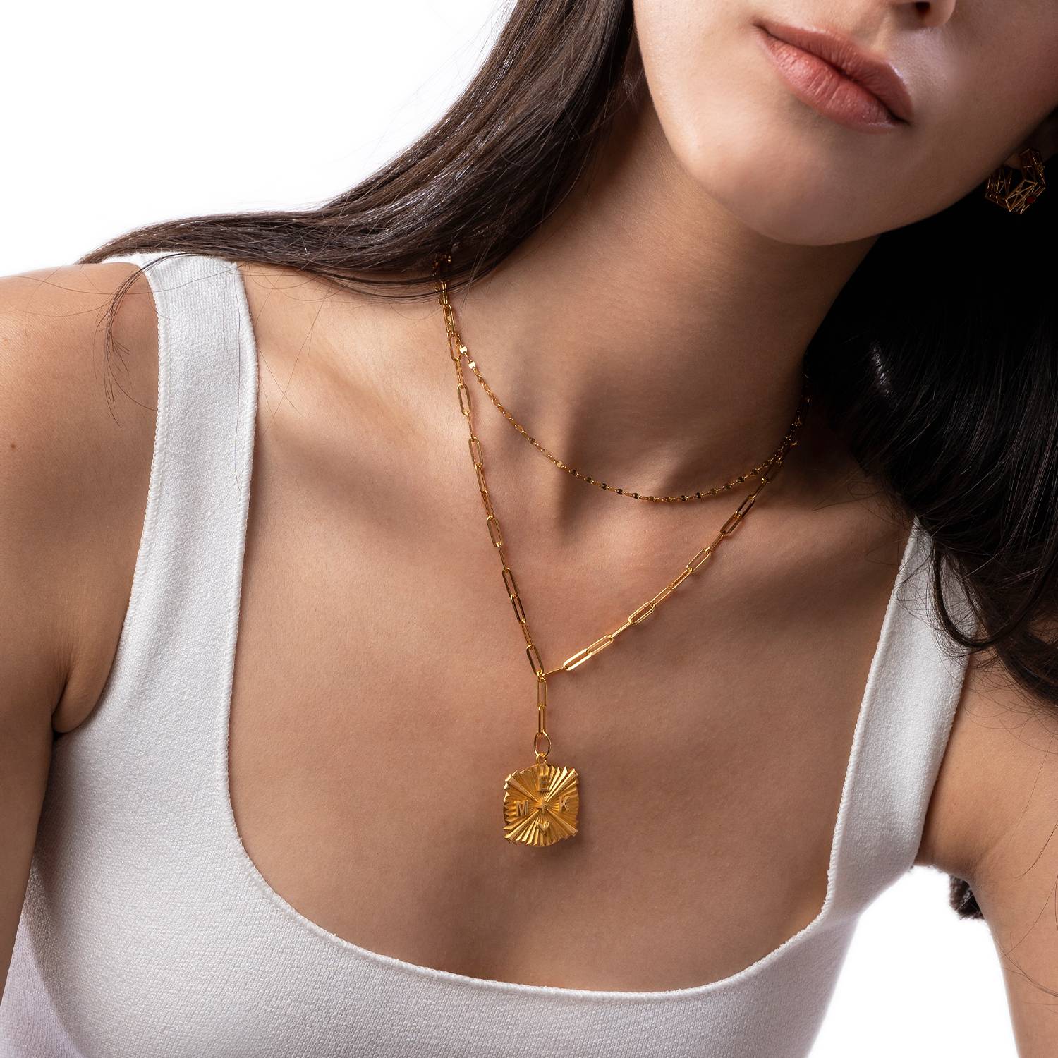 Shining Tyra Initial Medallion Necklace - Gold Vermeil-4 product photo