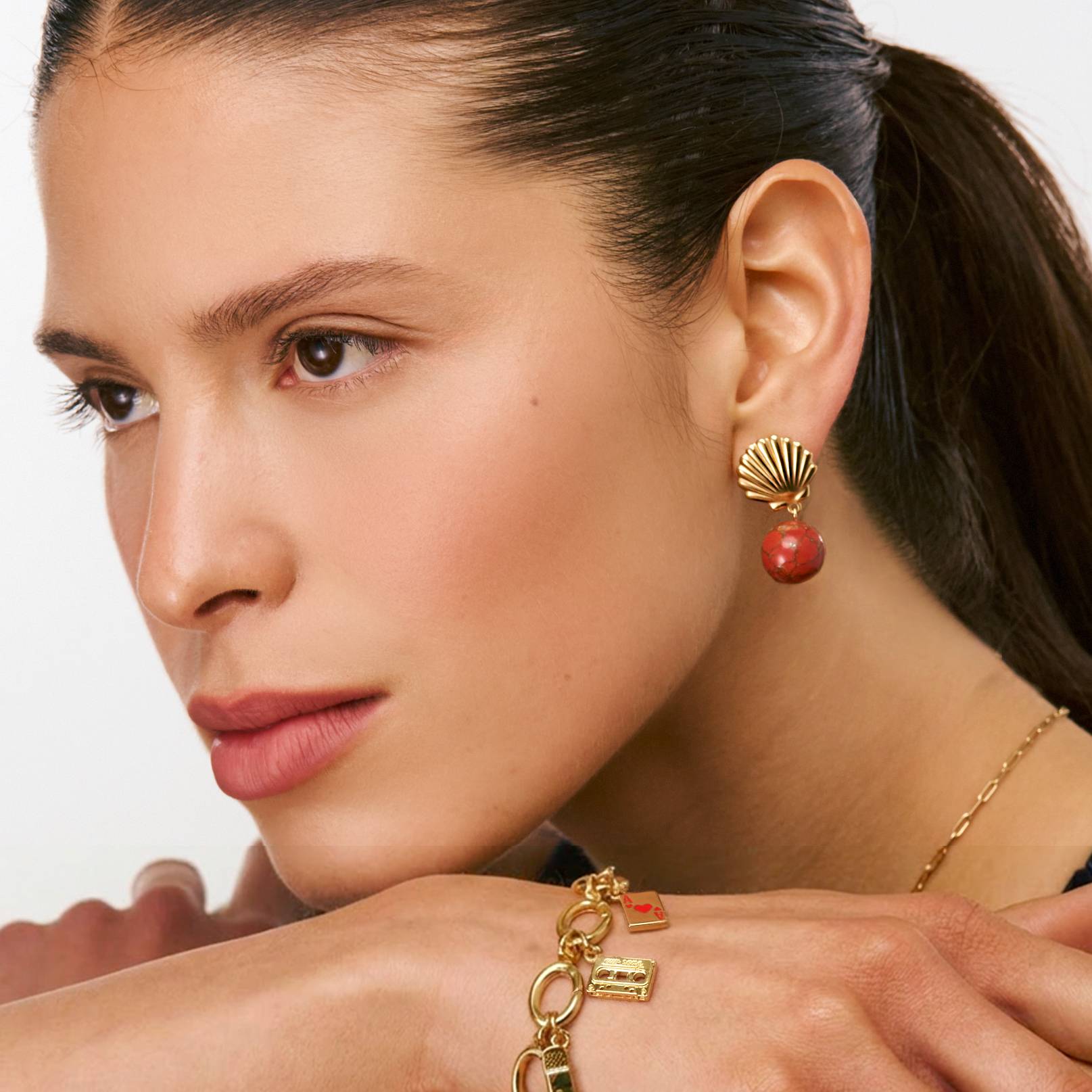 Sirena Shell Mahogany Drop earrings- Gold-4 product photo