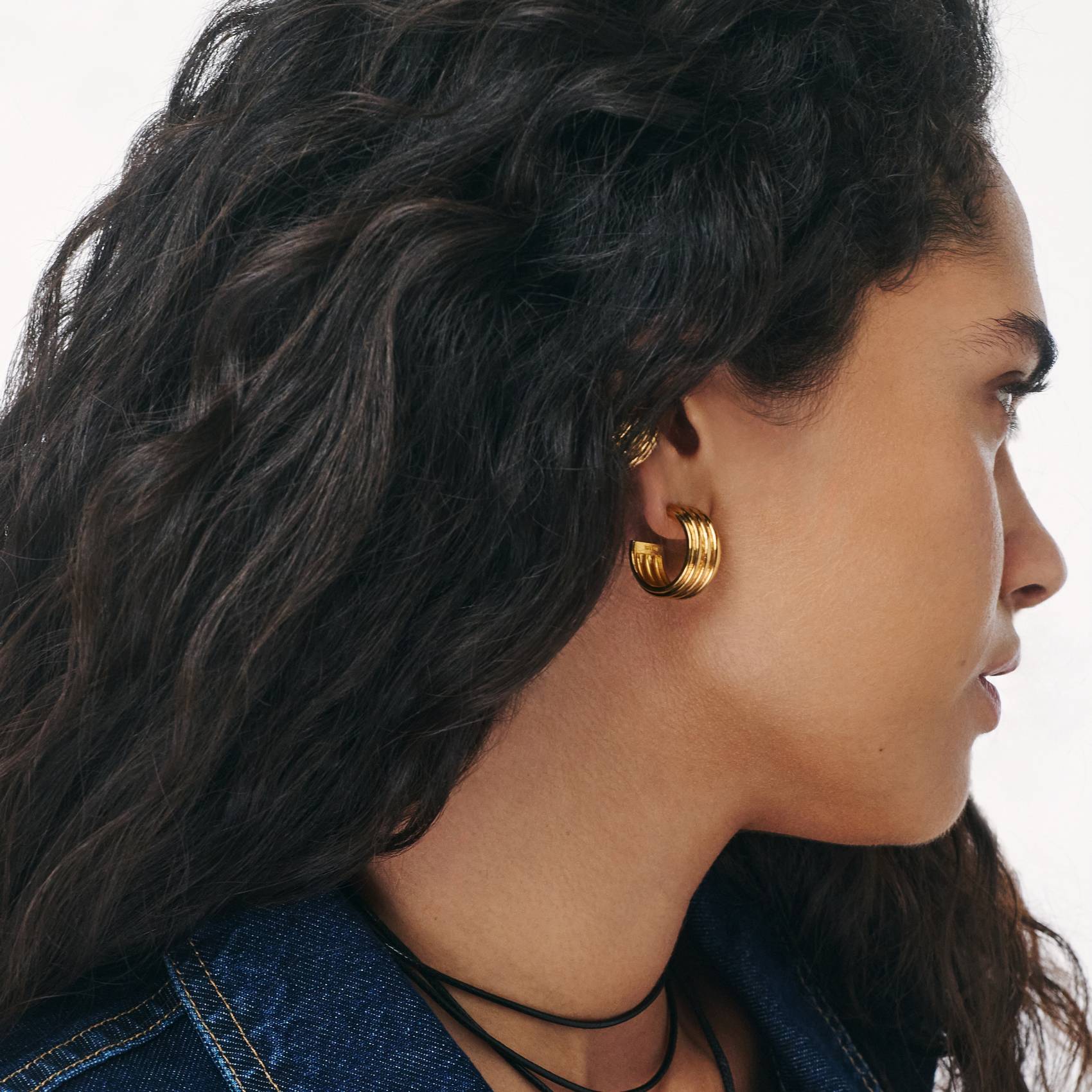 No. 07 — The Essential Hoops- Gold-3 product photo
