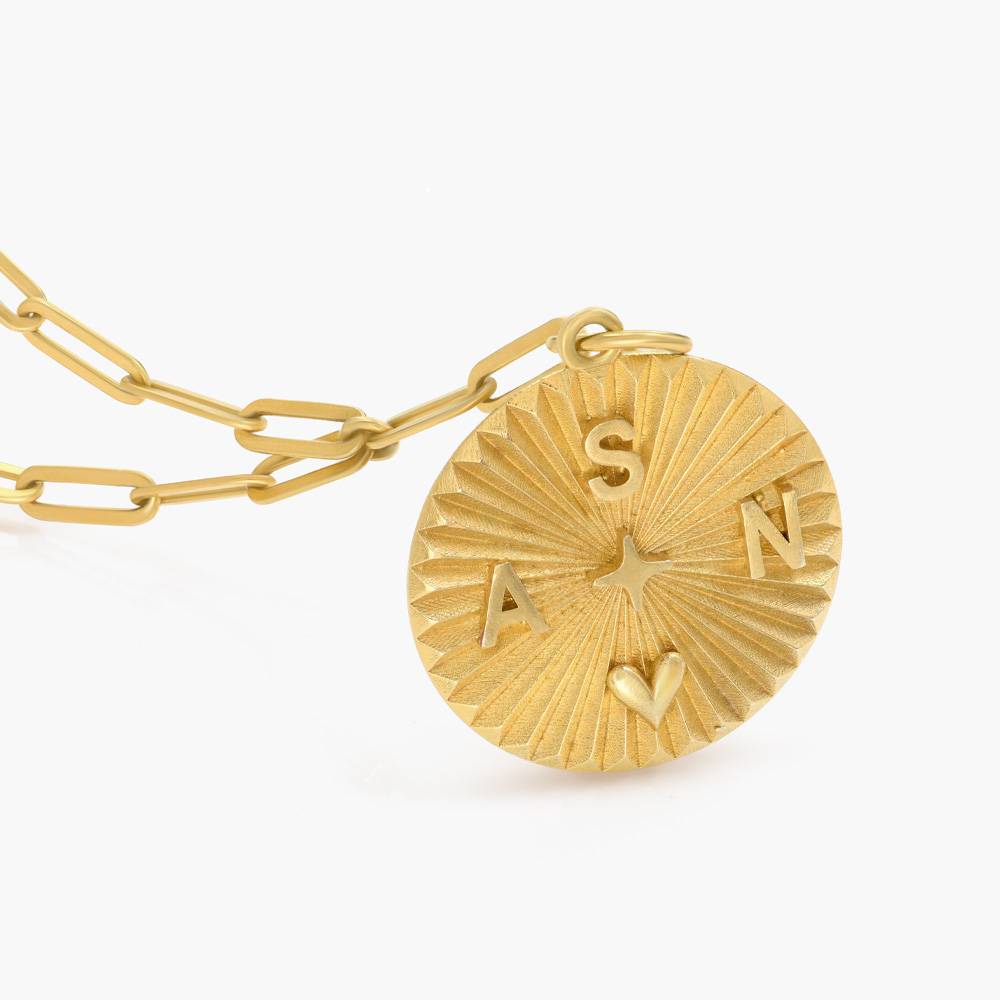 Tyra Initial Medallion Necklace - Gold Vermeil product photo