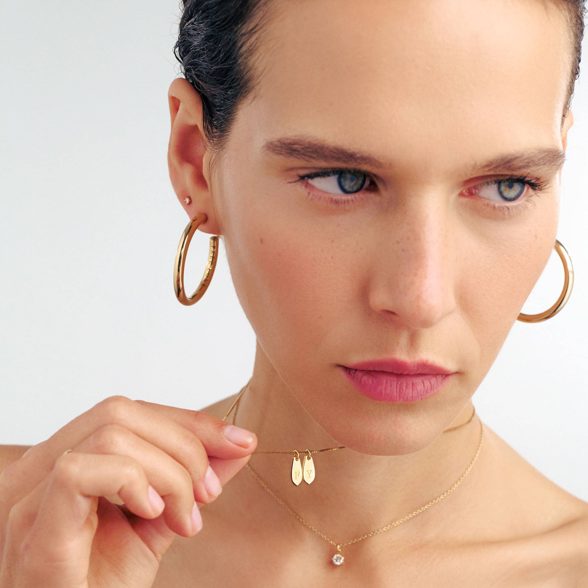 Willow Drop Initial Necklace - Gold-2 product photo