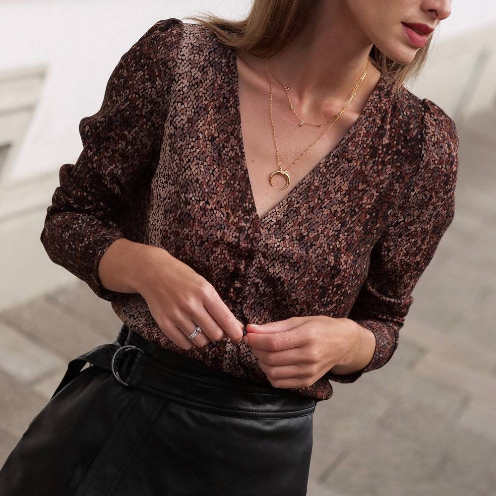 Crescent Moon Necklace - Gold Plated-2 photo du produit