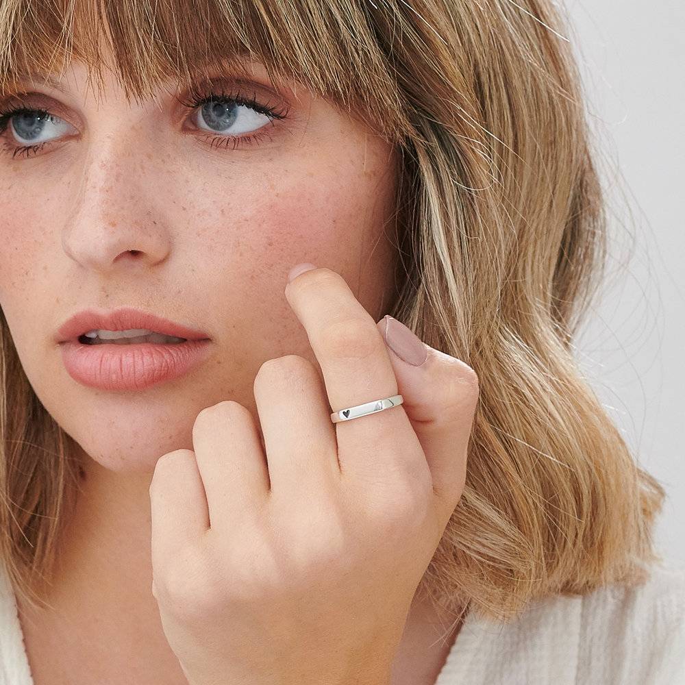 Echo Heart Thin Signet Ring - Sterling Silver-3 photo du produit
