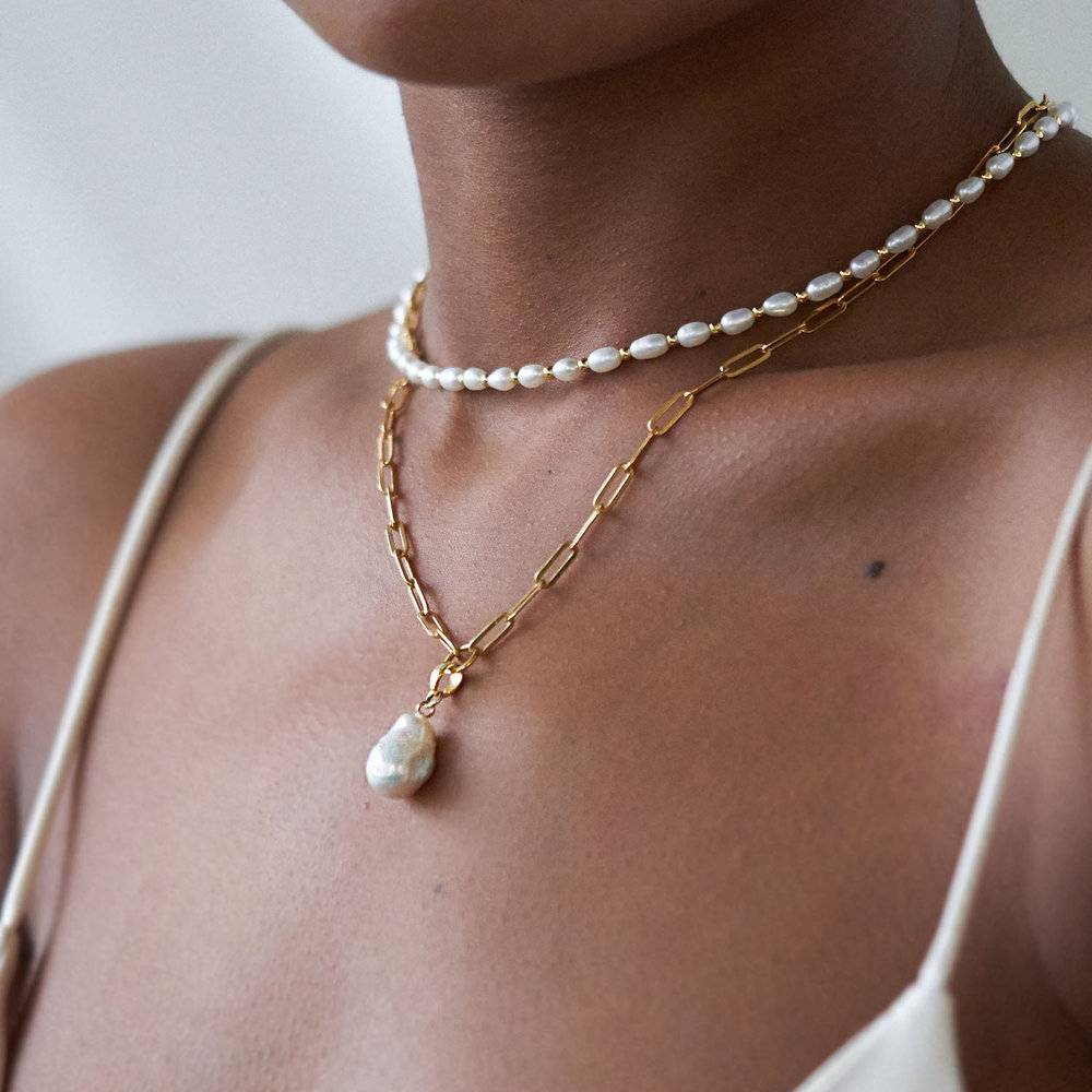 Isla White Pearl Necklace With Paperclip Chain - Gold Plated-1 product photo