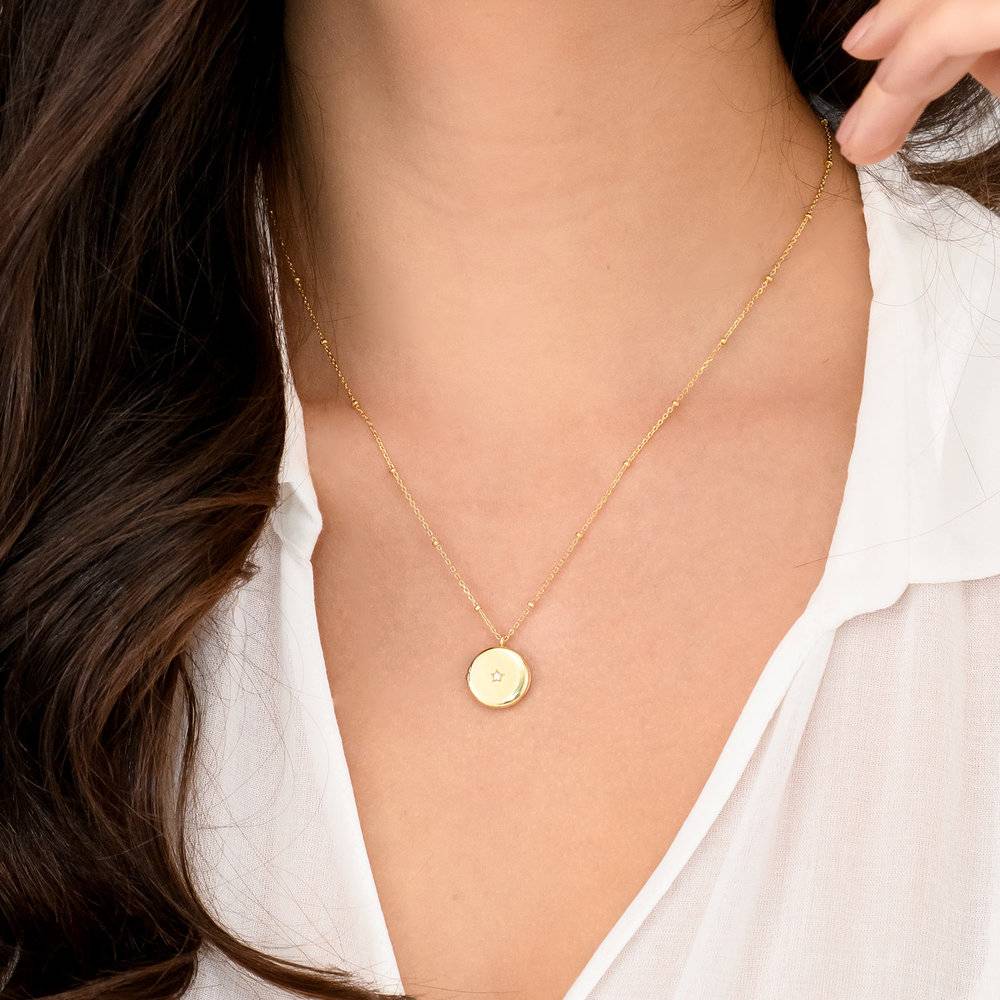 Locket Round Necklace with Star - Gold Plated-4 photo du produit