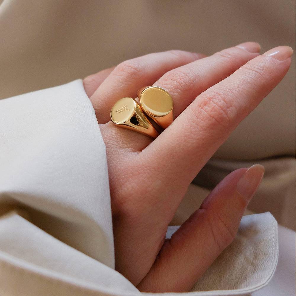 Luna Round Initial Ring - Gold Vermeil-4 product photo