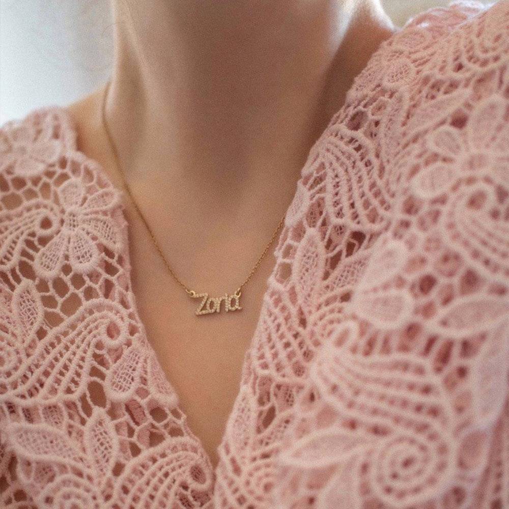 Pixie Name Necklace with Cubic Zirconia - Gold Plated-3 photo du produit