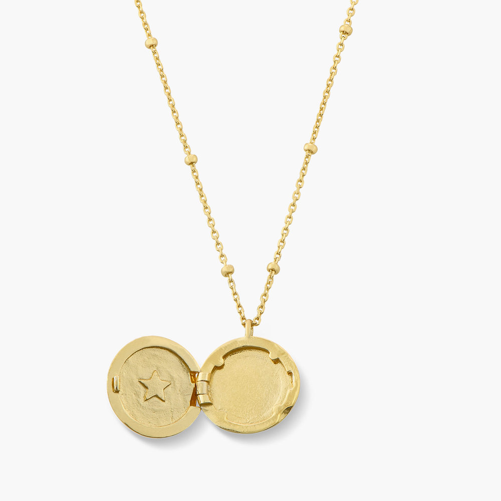 Locket Round Necklace with Star - Gold Plated - 1