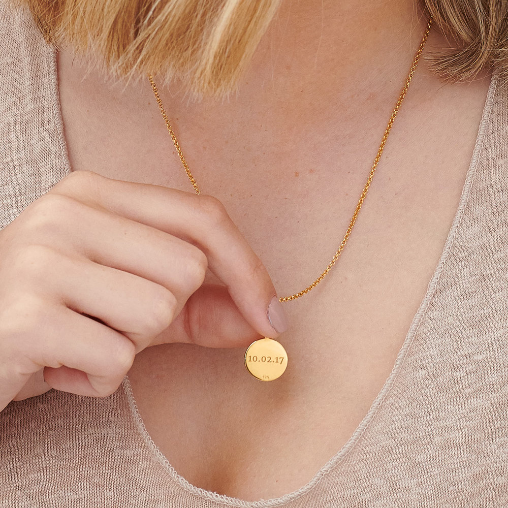 Cosette Engraved Disc Necklace - Gold Vermeil - 4 product photo