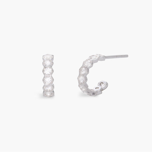 Boucles d'oreilles anneaux en argent avec zircons photo du produit