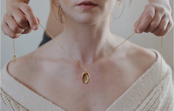 Luna oval necklace with cubic zirconia - Kelly Allen